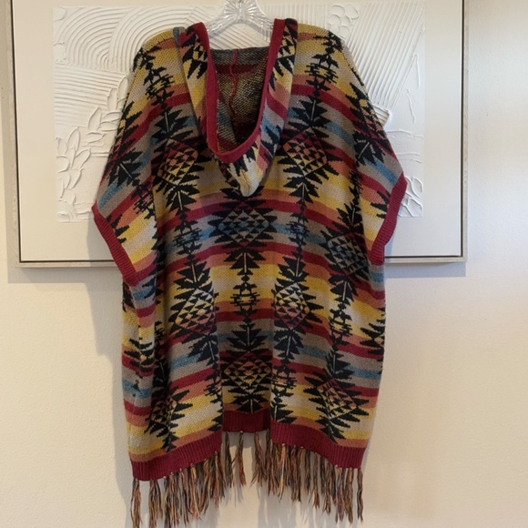 American Eagle Women's Hooded Southwest Open Blanket Poncho Sweater SZ L/XL - Picture 8 of 12